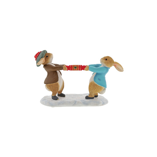 Beatrix Potter Figurine 7cm Peter Rabbit & Benjamin Pulling a Cracker, Winter Collection A30180